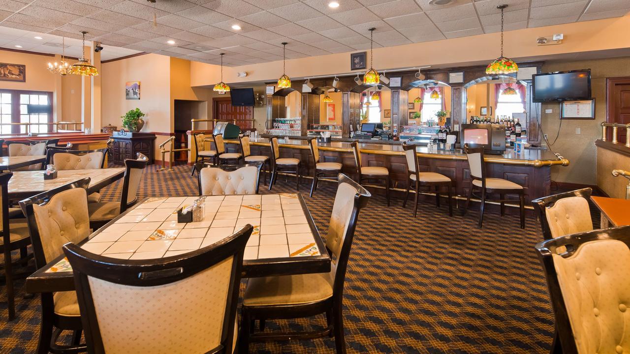 Clarion Inn Falls Church-Arlington Exteriör bild
